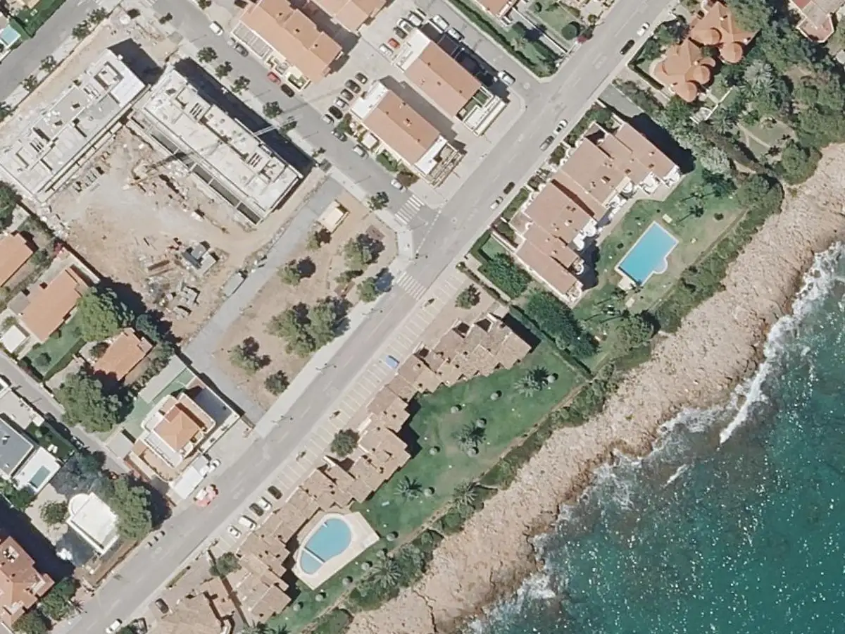 Vue aérienne de la résidence Aguamar et de ses environs, dans le quartier de Las Fuentes à Alcossebre