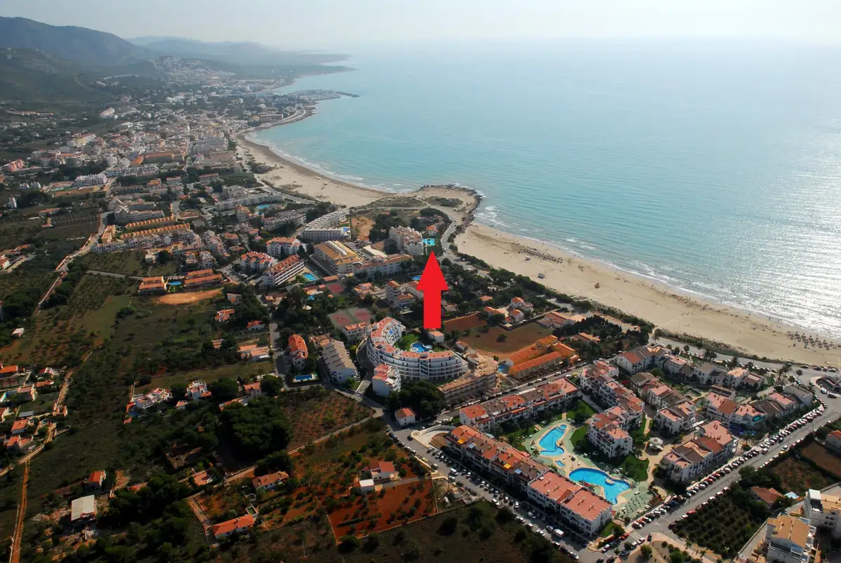 Vue aérienne de la Résidence Casablanca et de la plage Romana d'Alcocéber