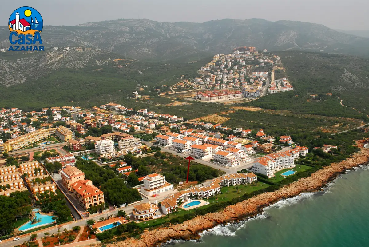 Vue aérienne de la résidence Hibiscus et de ses environs, à Alcossebre