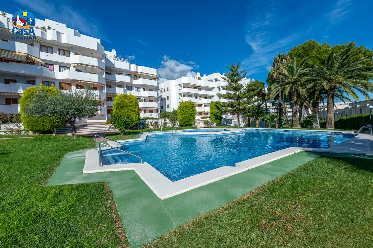 Piscine commune des appartements Meridia, entre le Cargador et Las Fuentes, à Alcocéber