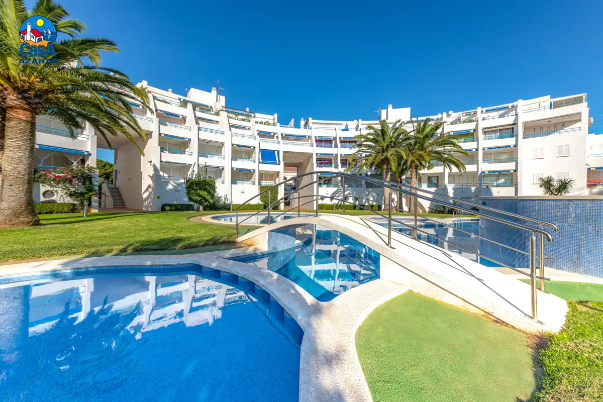 Piscine commune des appartements Nova Romana à Alcocéber