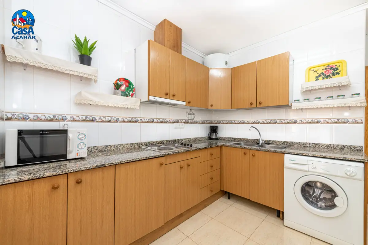 Grande cuisine d'un appartement Sant Jaume, au centre d'Alcossebre