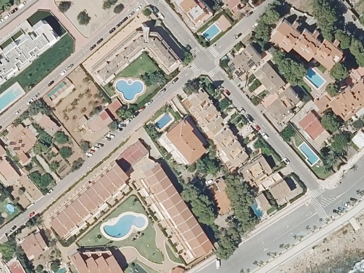 Vue aérienne de Torre Marsol et de ses environs, dans le secteur du Cargador et du centre d'Alcossebre